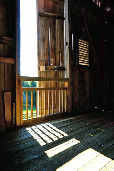 barn_door-600x400