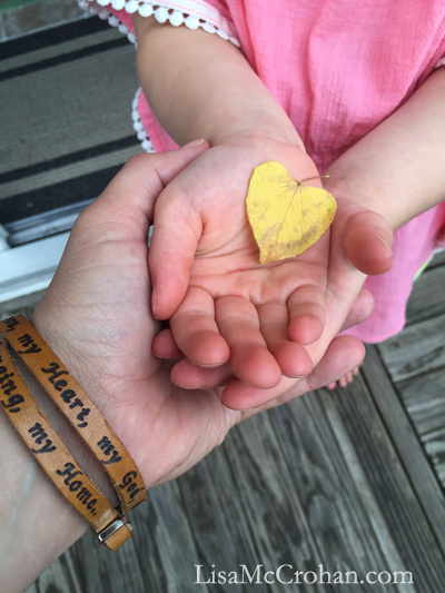 holding_heart-400x553